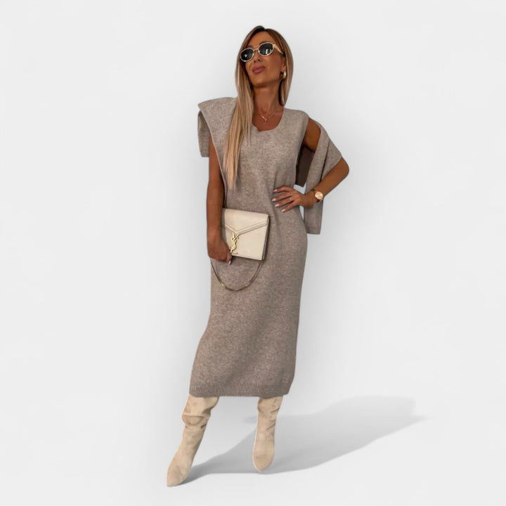 Comfortable Midi Dress with Turtleneck