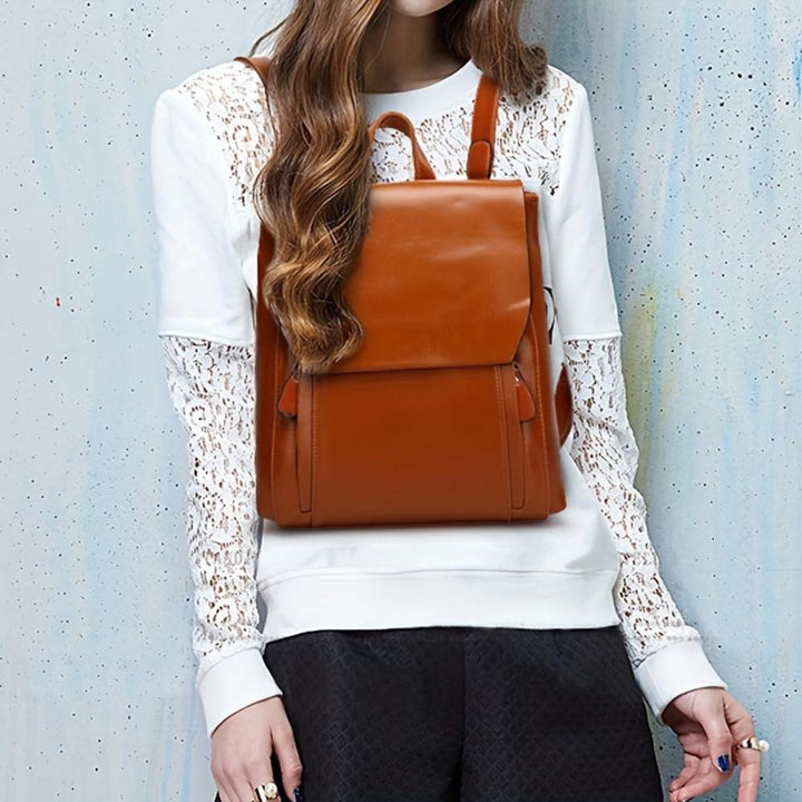 Klara | Padded Vintage-Style Backpack
