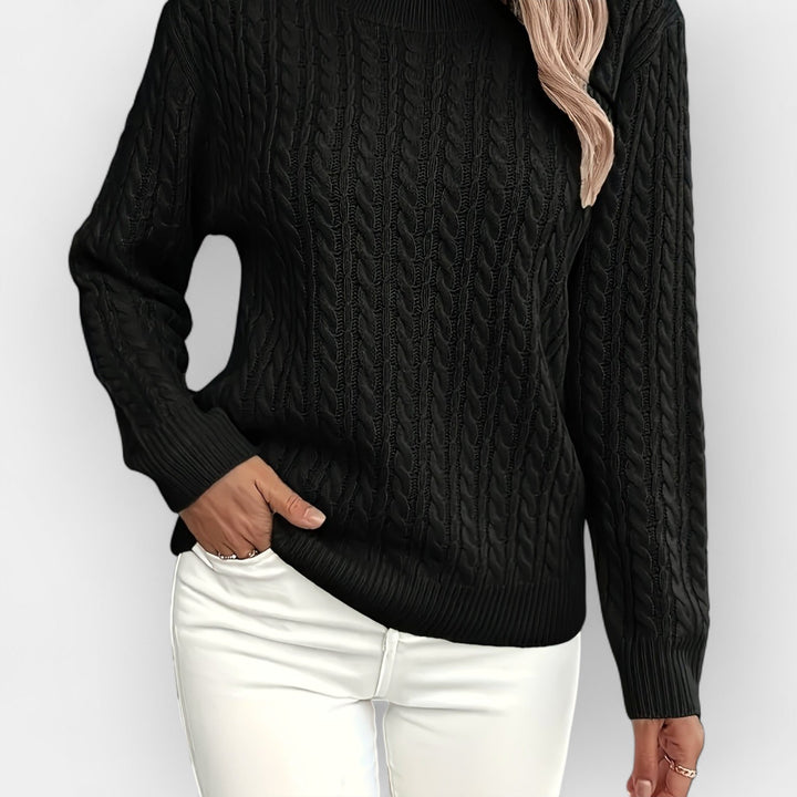 Jana – Relaxed Sweater with Rounded Neckline