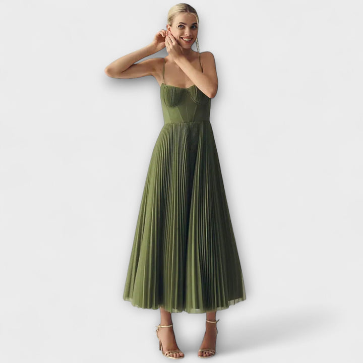 Lucrezia – Elegant Dress with Charm